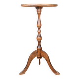 Antique pedestal table
