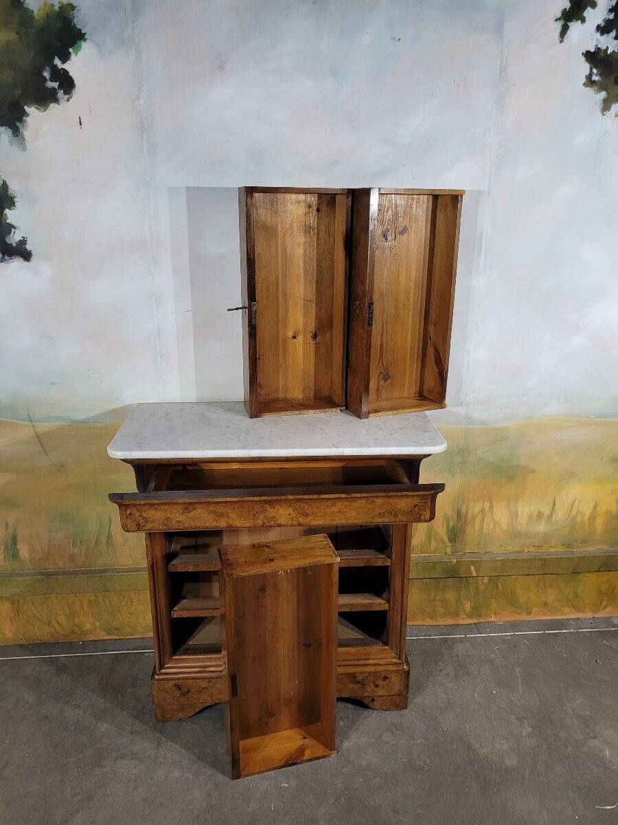 Petite commode époque Louis Philippe en noyer