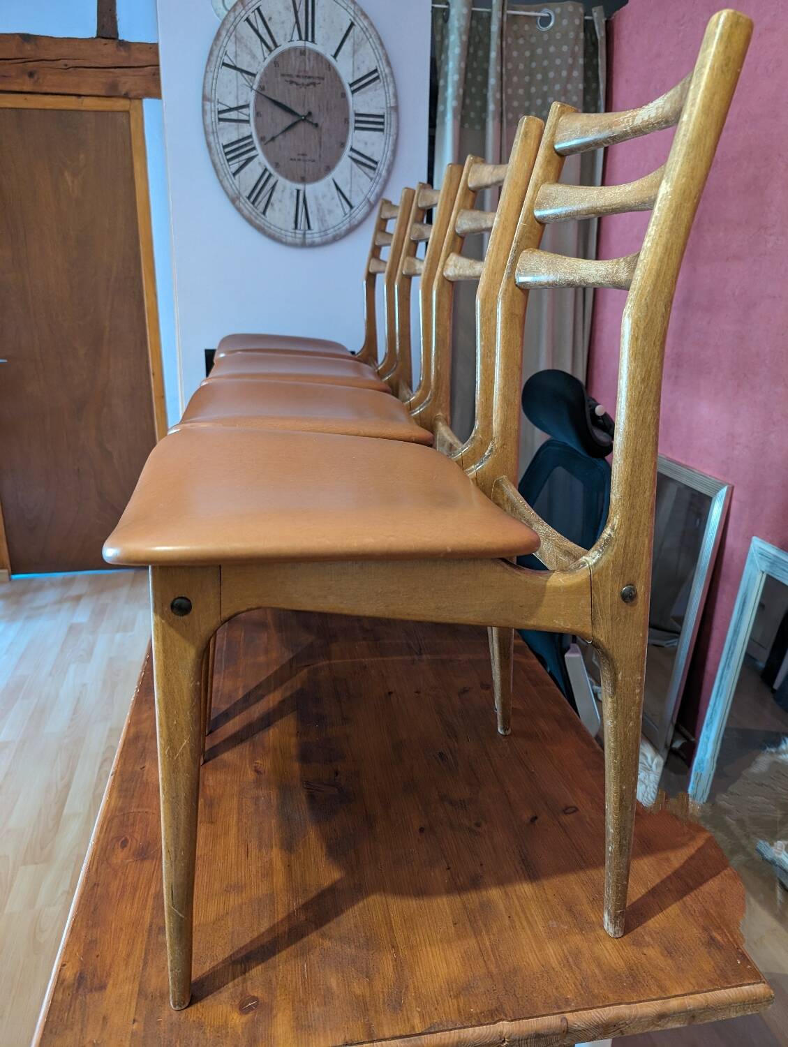 4 Stella chairs