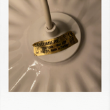 Blue and white pleated ceramic suspension