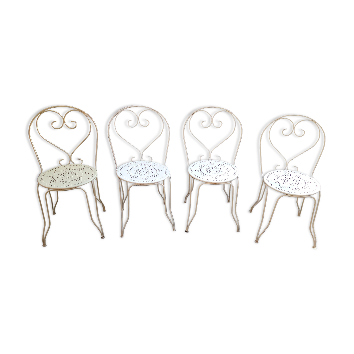 Set of 4 iron garden chairs