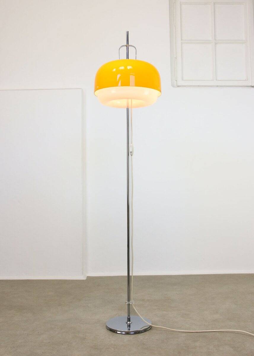 Space Age Yellow Medusa Floor Lamp by Luigi Massoni for Guzzini, 1970s