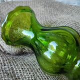 Vintage emerald green glass vase