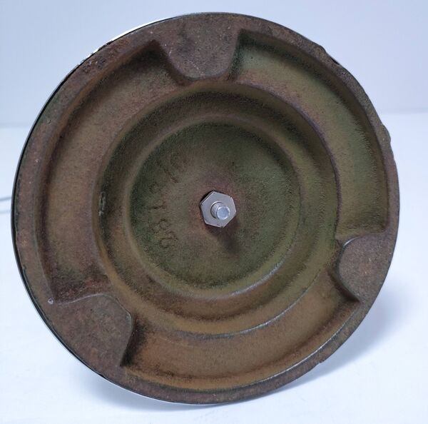 Porte-bijoux métal style Art Déco décor salle de bains