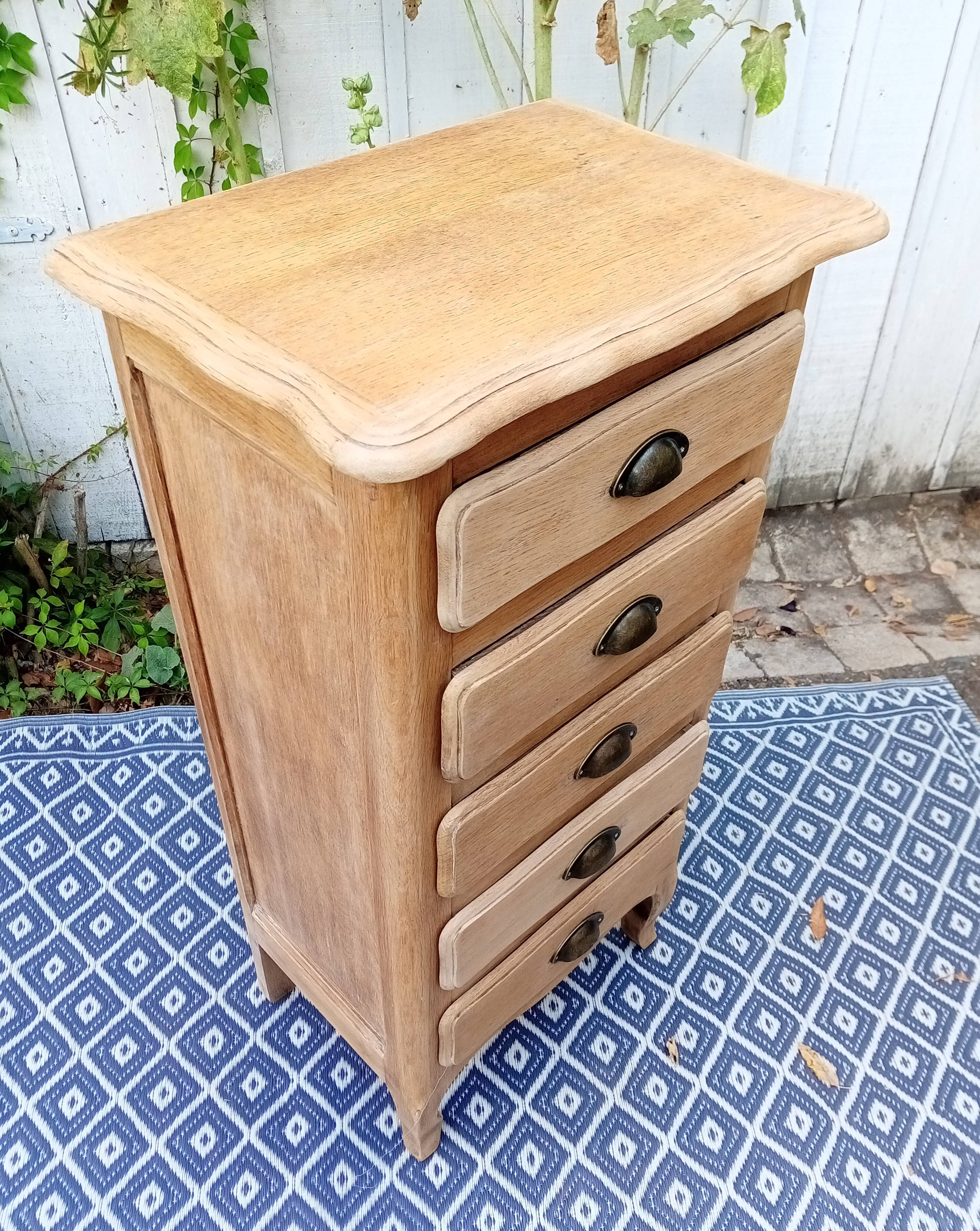 Chiffonnier