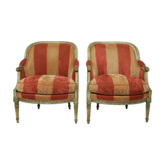 Paire de fauteuils " Bergère " de style Louis XVI