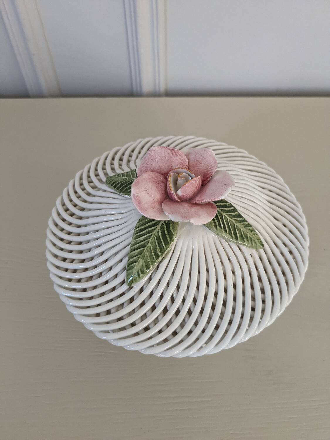 Braided porcelain candy box