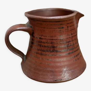 Taizé pottery jug