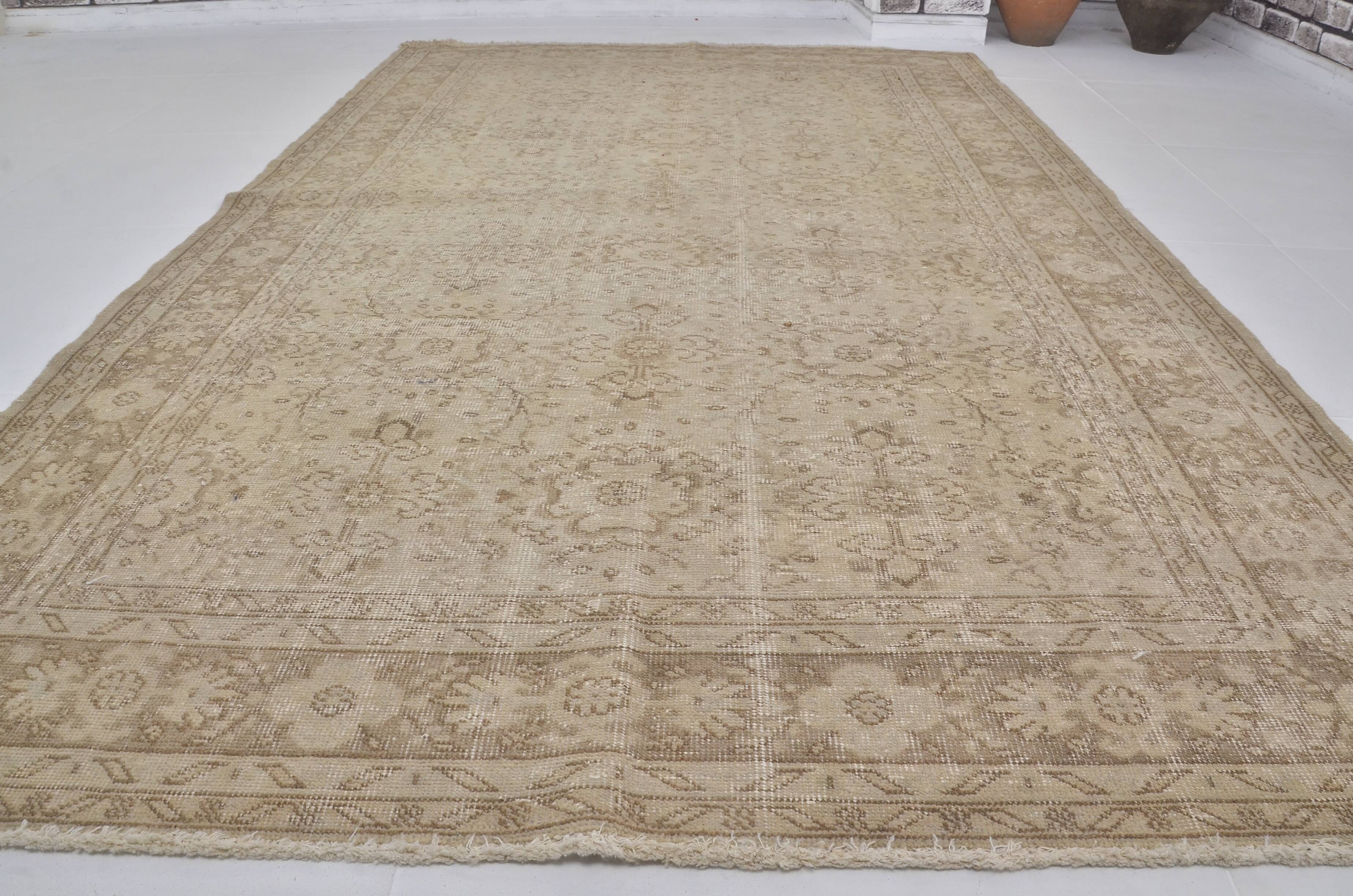 Tapis turc Oushak beige sku 3995