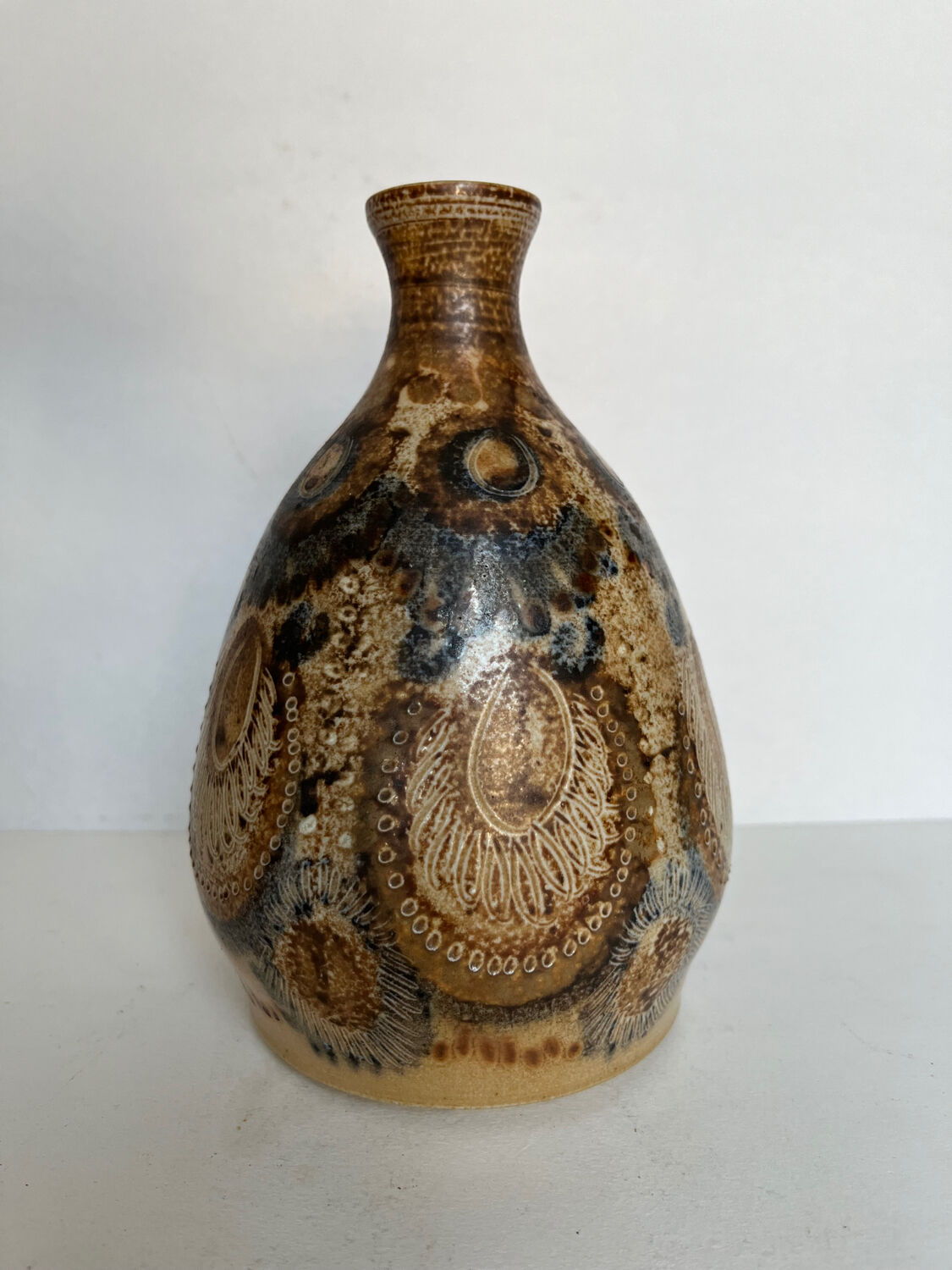 Vase en céramique signé JC Courjault