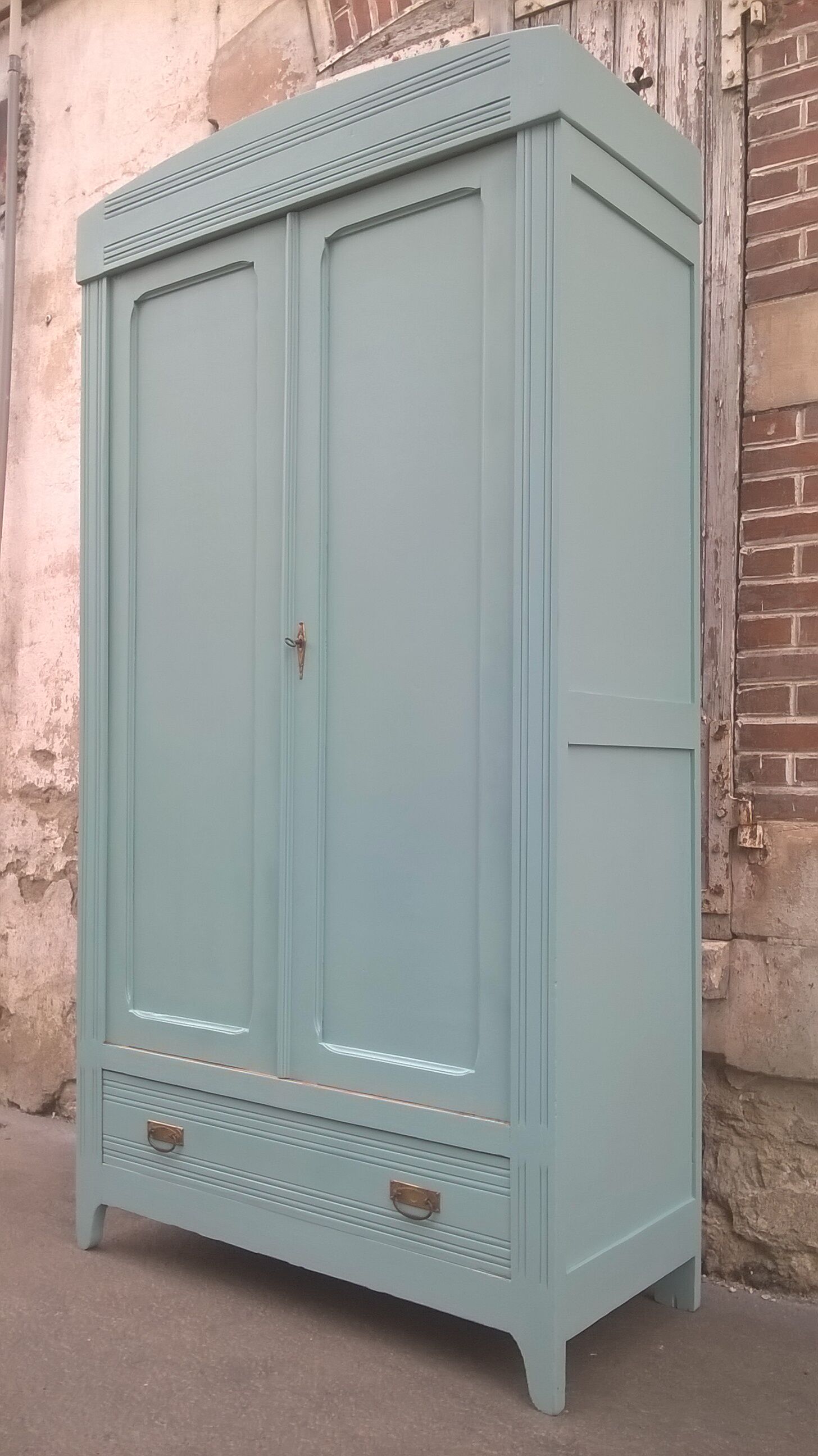 Parisian wardrobe year 50