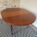 Extendable teak table by Victor Wilkins, G-Plan