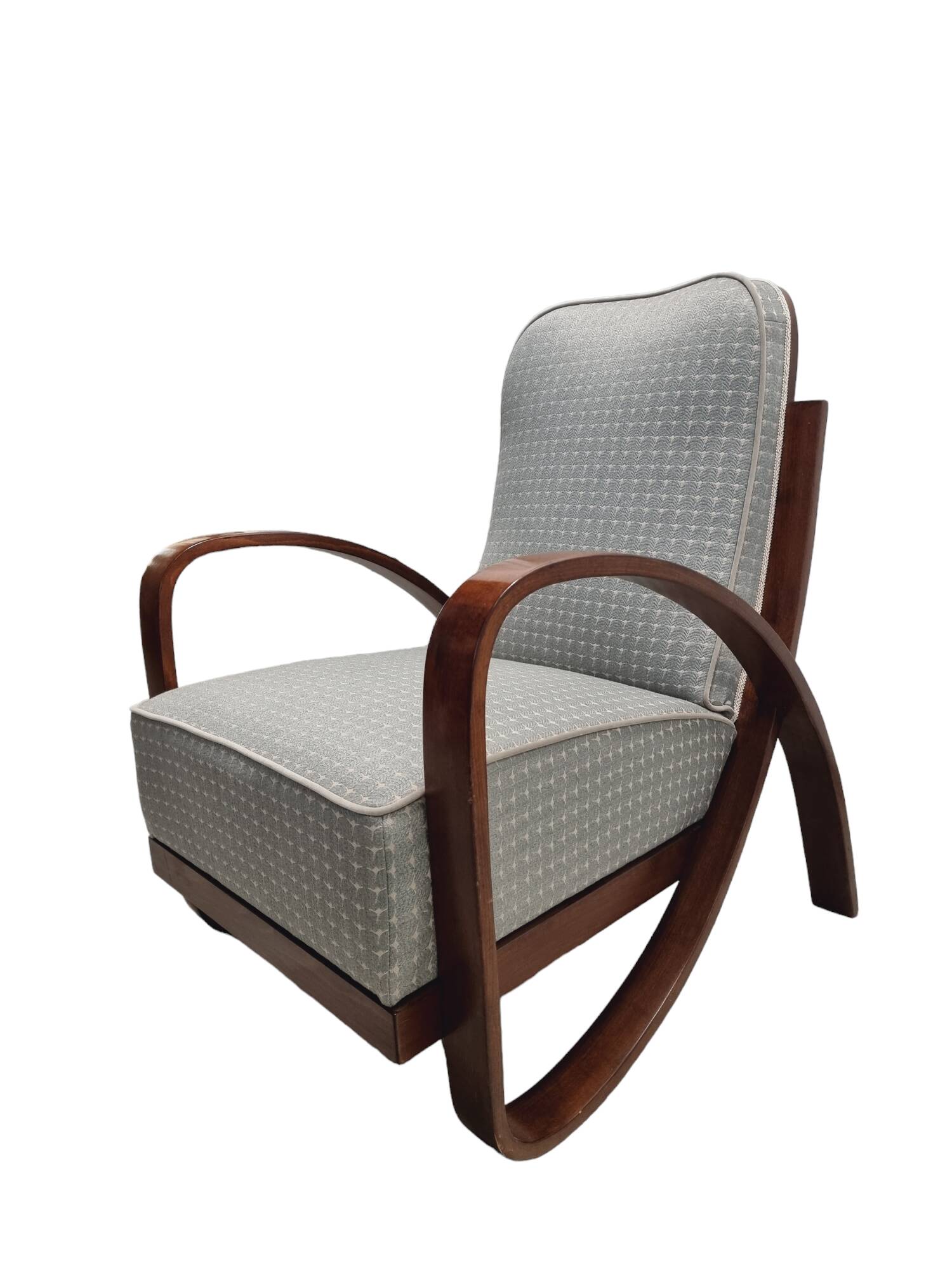 Hungarian Art Deco Lounge chair with curved, bentwood walnut armrests, 1930s