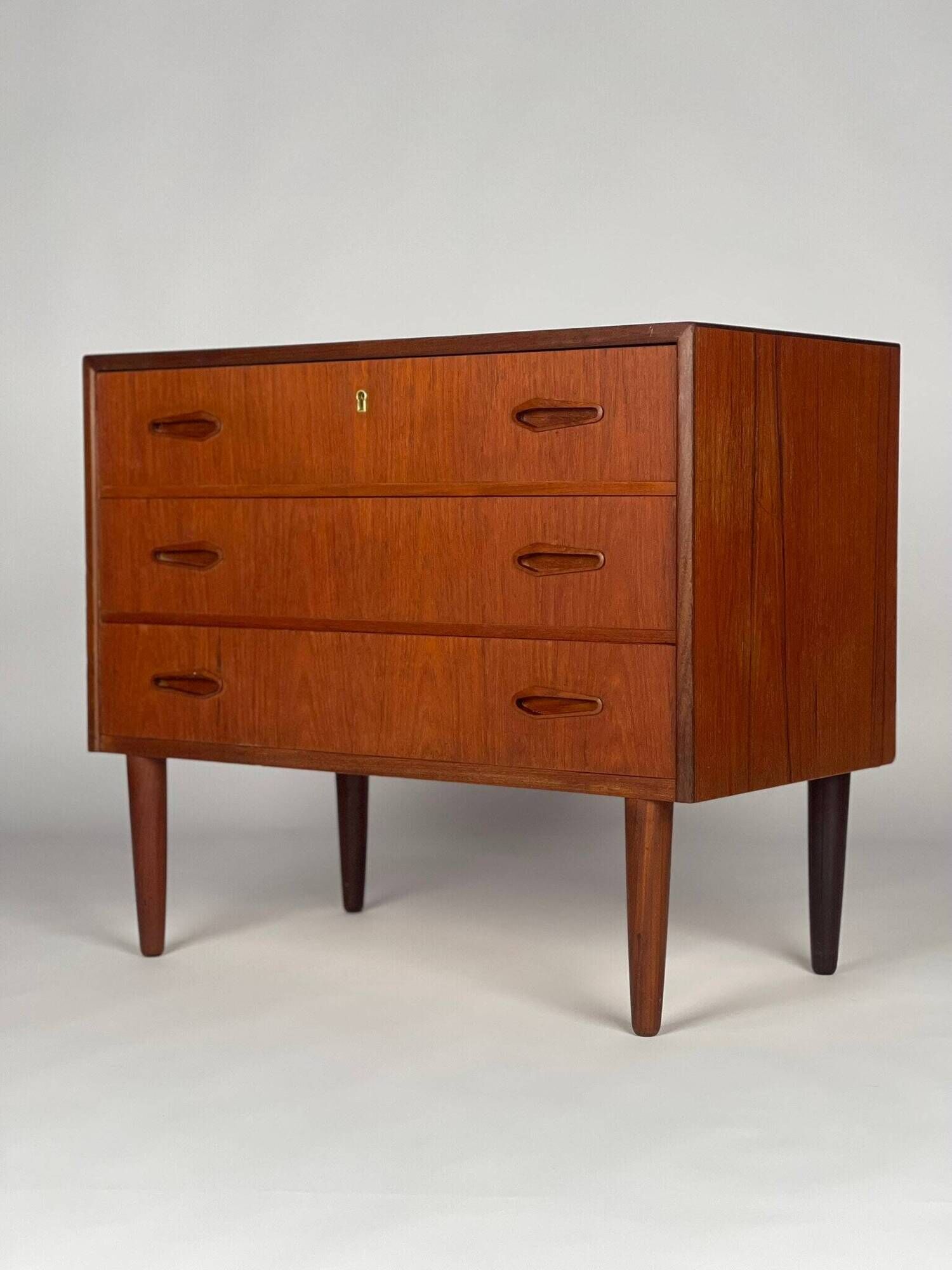 Scandinavian teak chest of drawers from the 1960s.