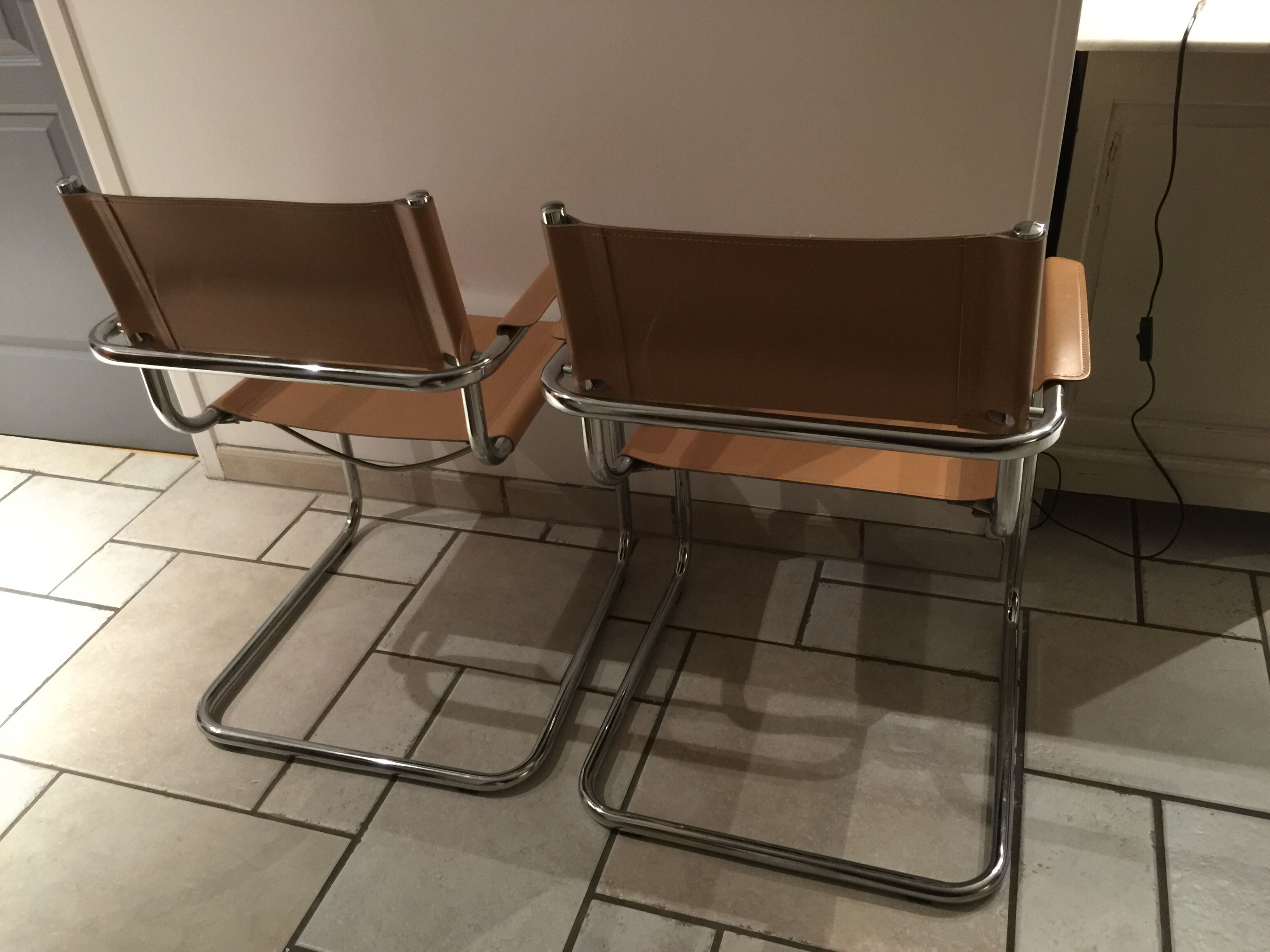 Fauteuils design Mateo Grassi