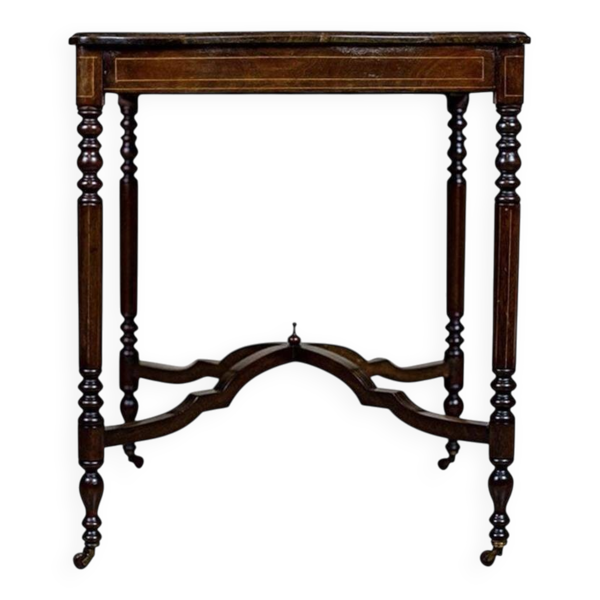 Table basse incrustée du 19ème siècle, années 1890.