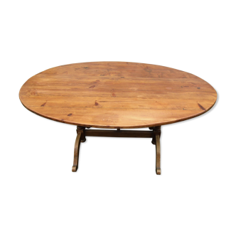 Vigneron table oval table swivel tray