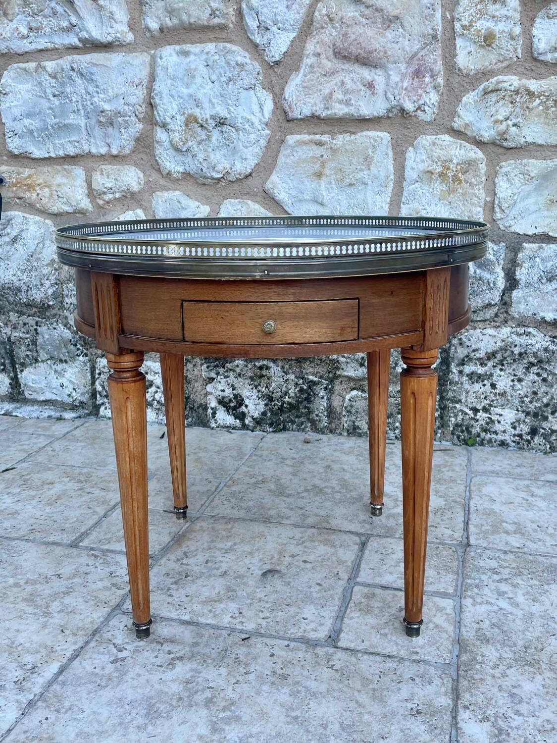 Bouillotte table in blond mahogany, Louis XVI style, 20th century period
