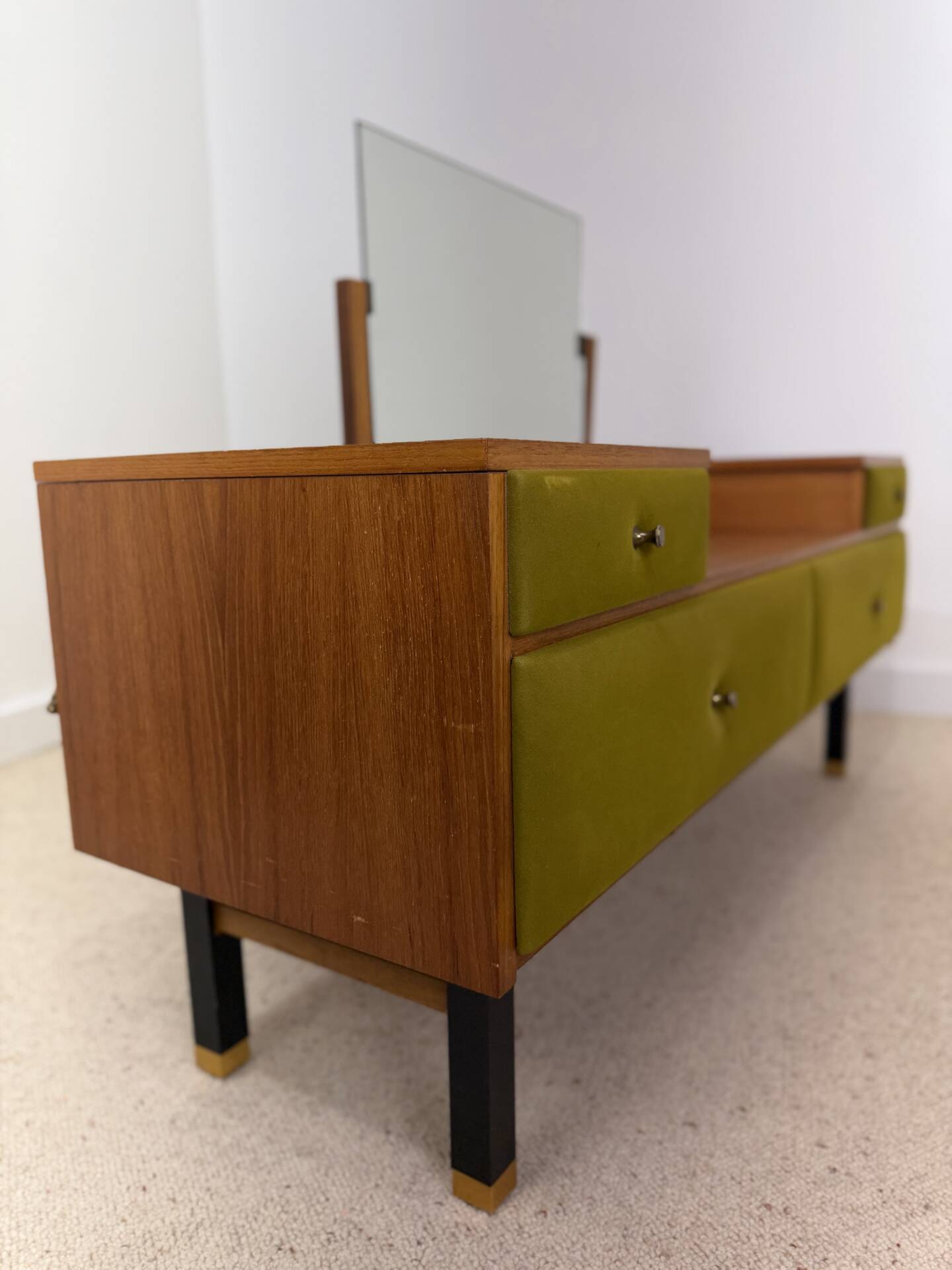 Coiffeuse et son pouf par Roger Landault, années 70