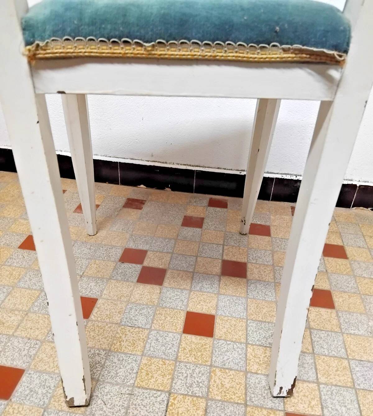 Chaise Style Louis XVI En bois Et Velours Bleu