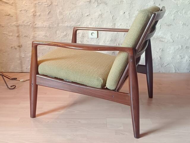 Scandinavian design armchair in solid teak vintage 1960s