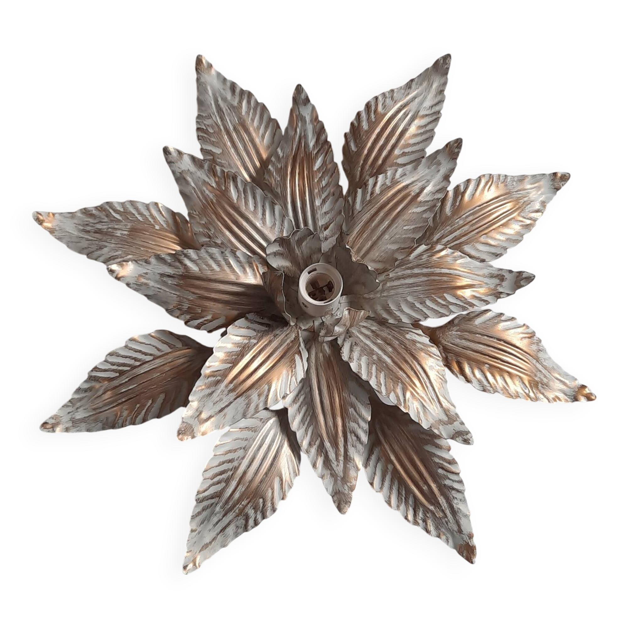 Metal flower wall light