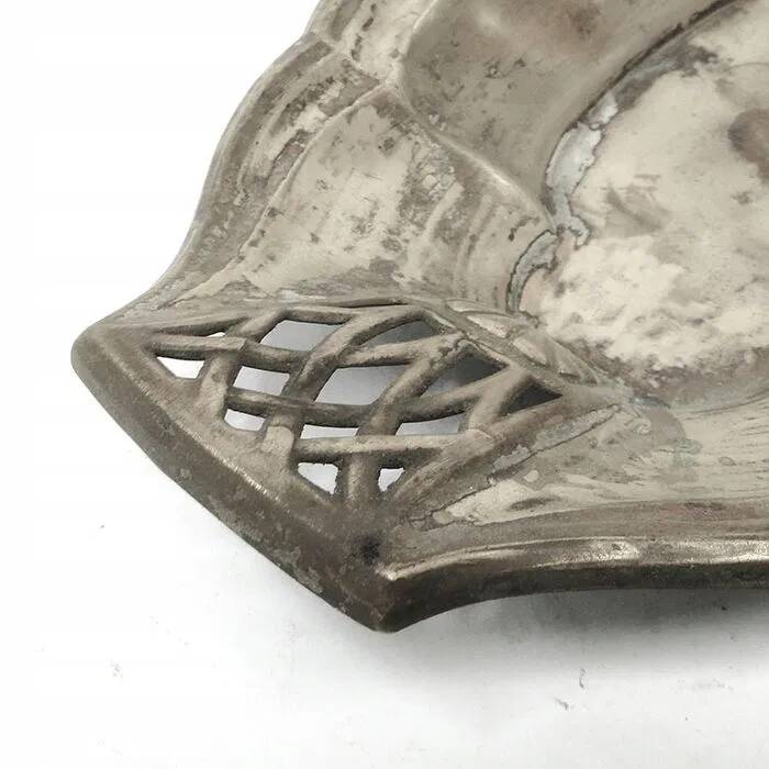 J3W platter in Art Nouveau style DESTRUKT