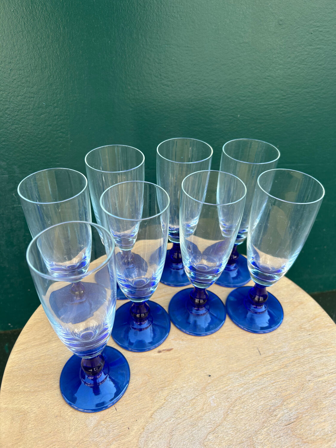 Set of 8 flutes