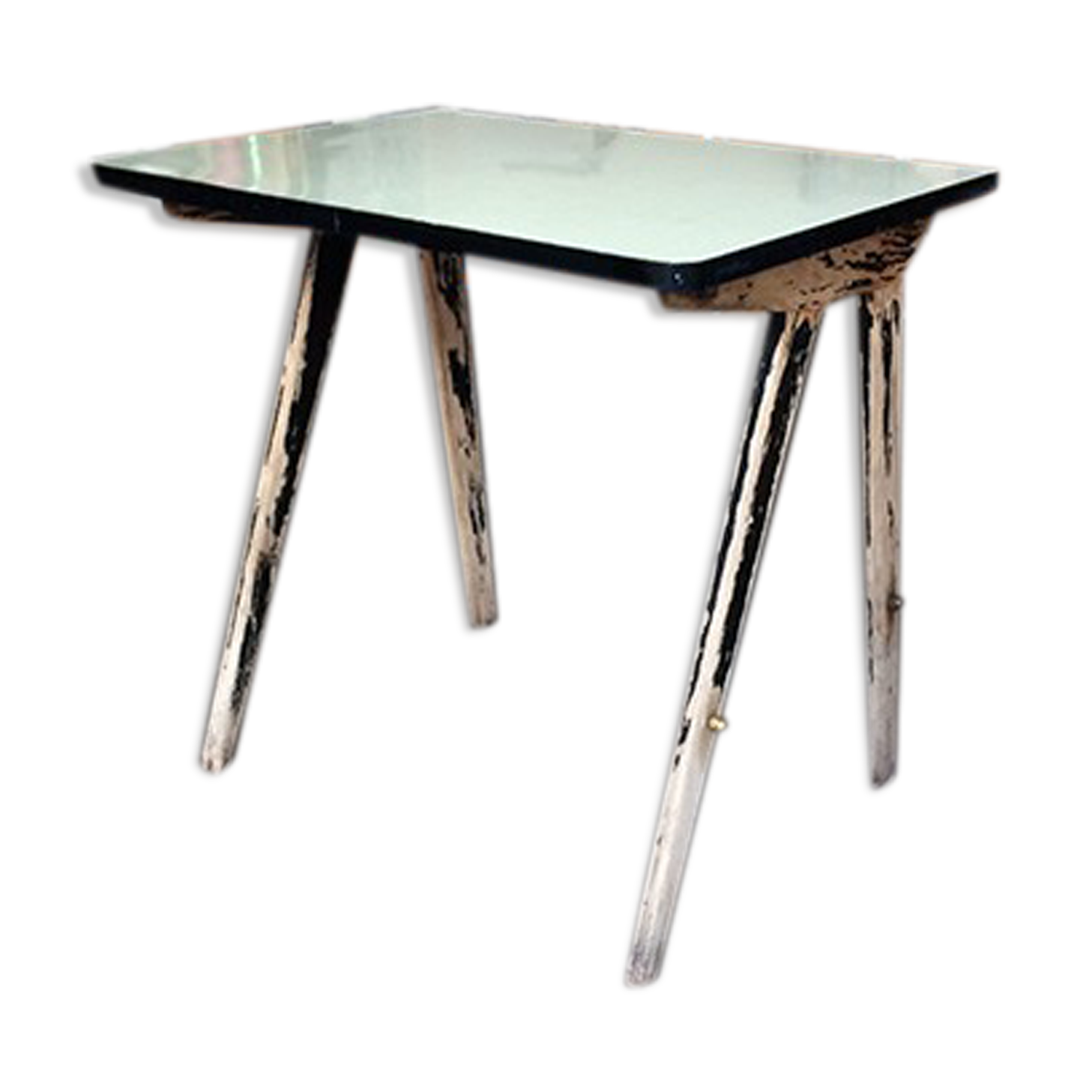 Child office feet compass