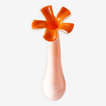 Long pink vase with petal collar