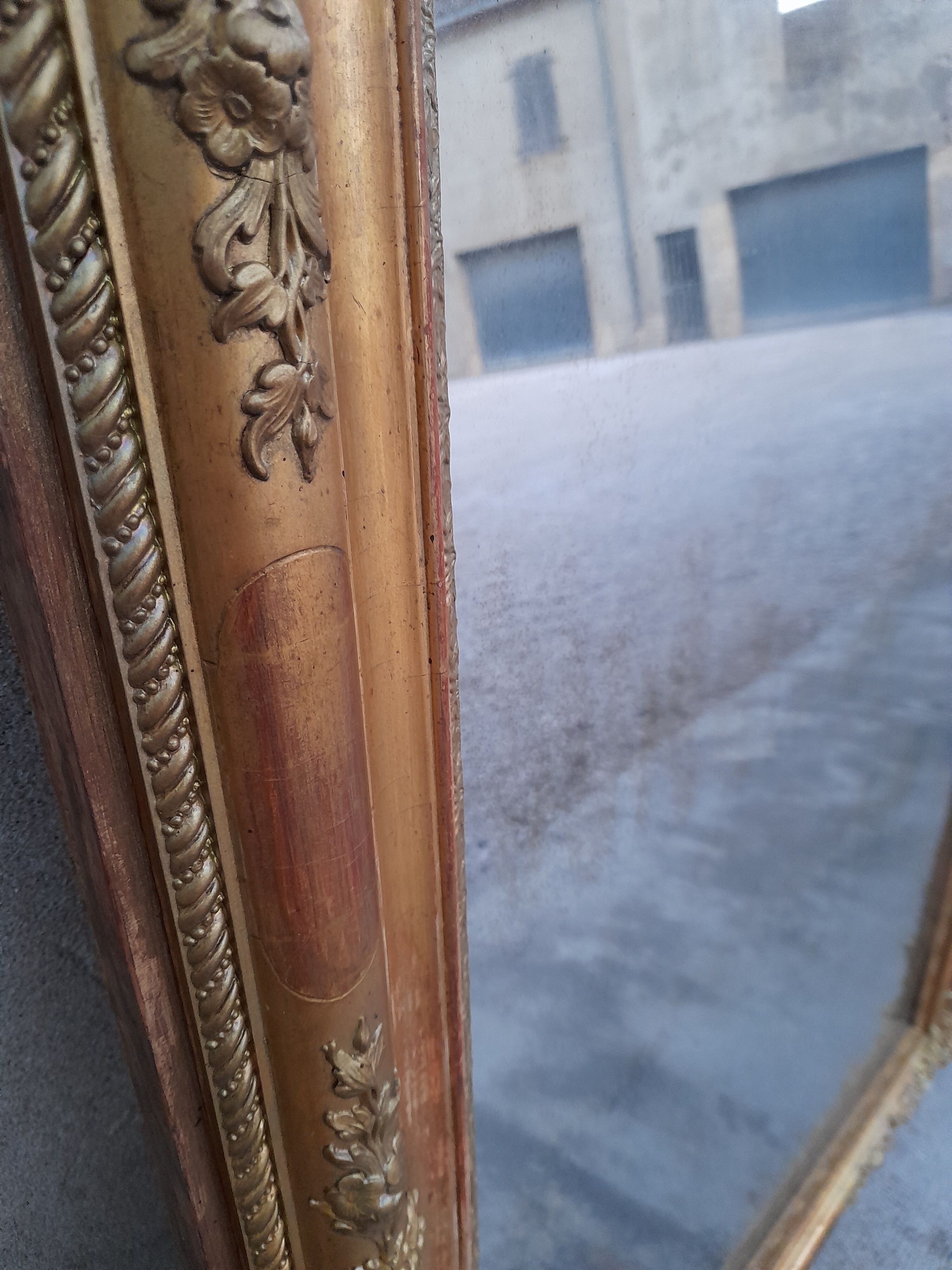 Miroir doré époque restauration 125x92