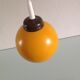 Suspension boule en métal jaune orangé vintage design années 70