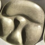 6 green beige compartmentalized plates