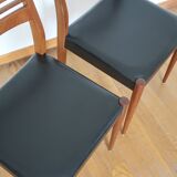 Pair of Scandinavian chairs skaï/teak