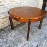 Round table with an extension