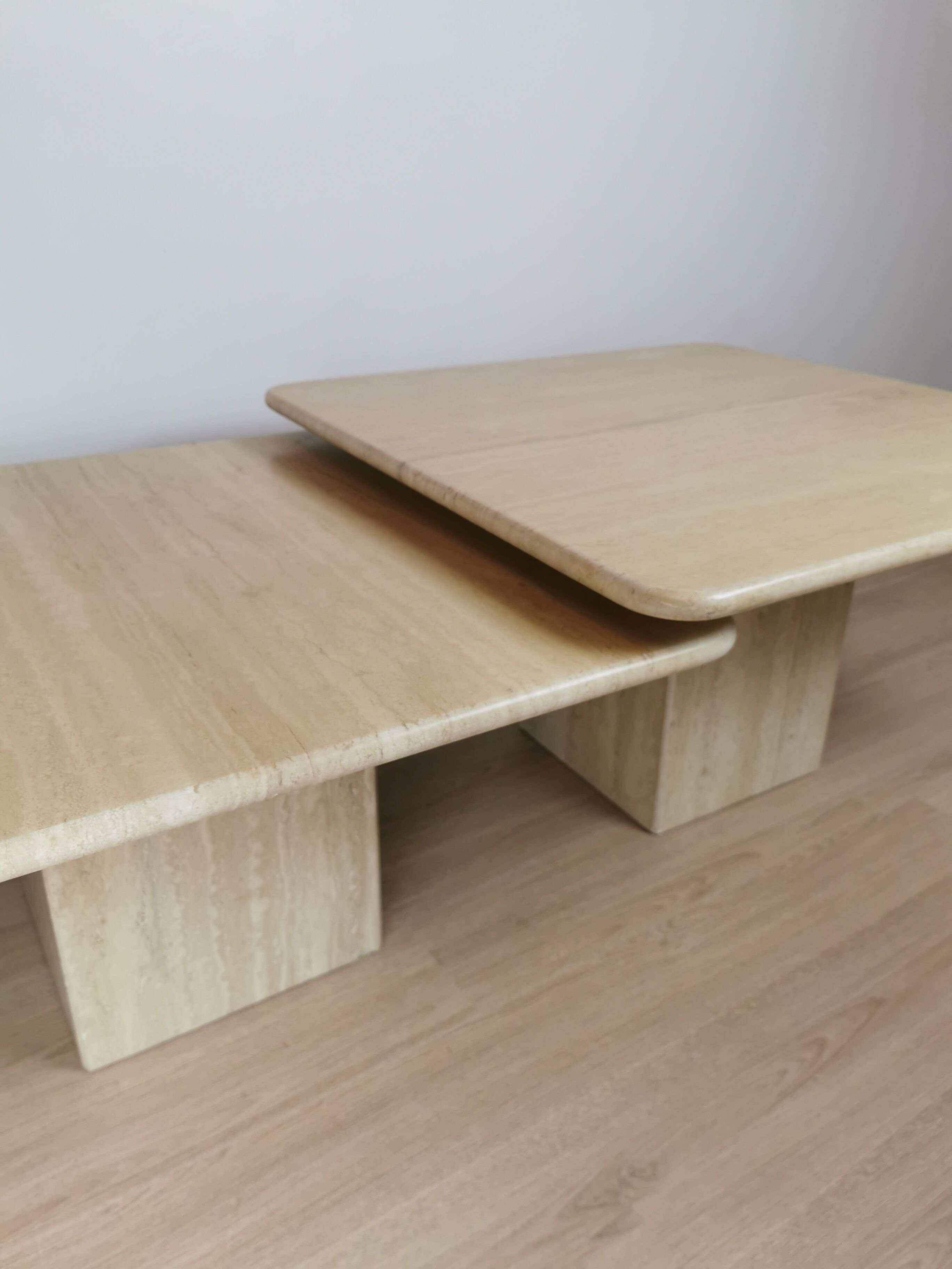 Side tables in travertine 70s