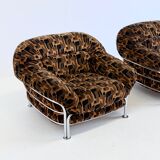Vintage Italian lounge chairs with tubular frame