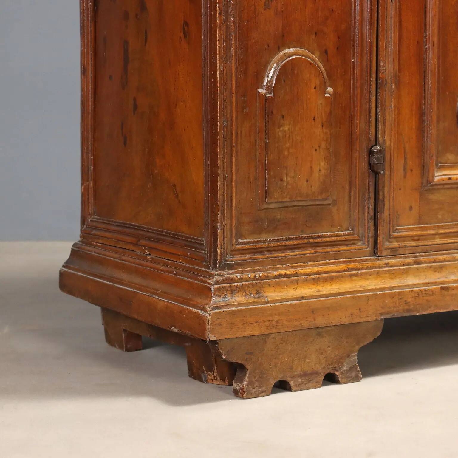 Antique baroque wardrobe in walnut and fabric, Piedmont, Italy, 18th century