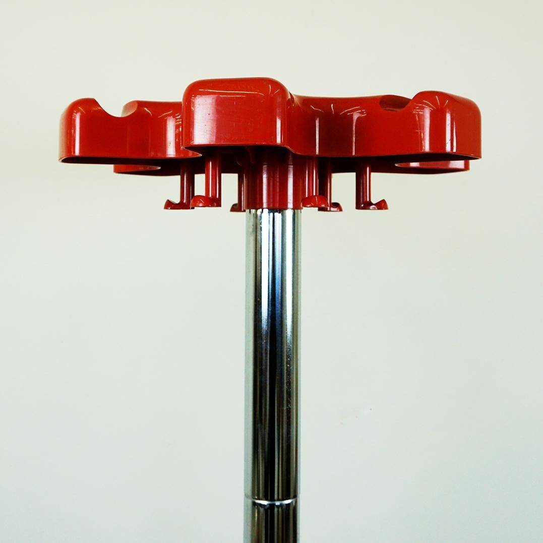 Porte-manteau rouge en plastique et chrome VIP par Lucci et Orlandini pour Velca Italie