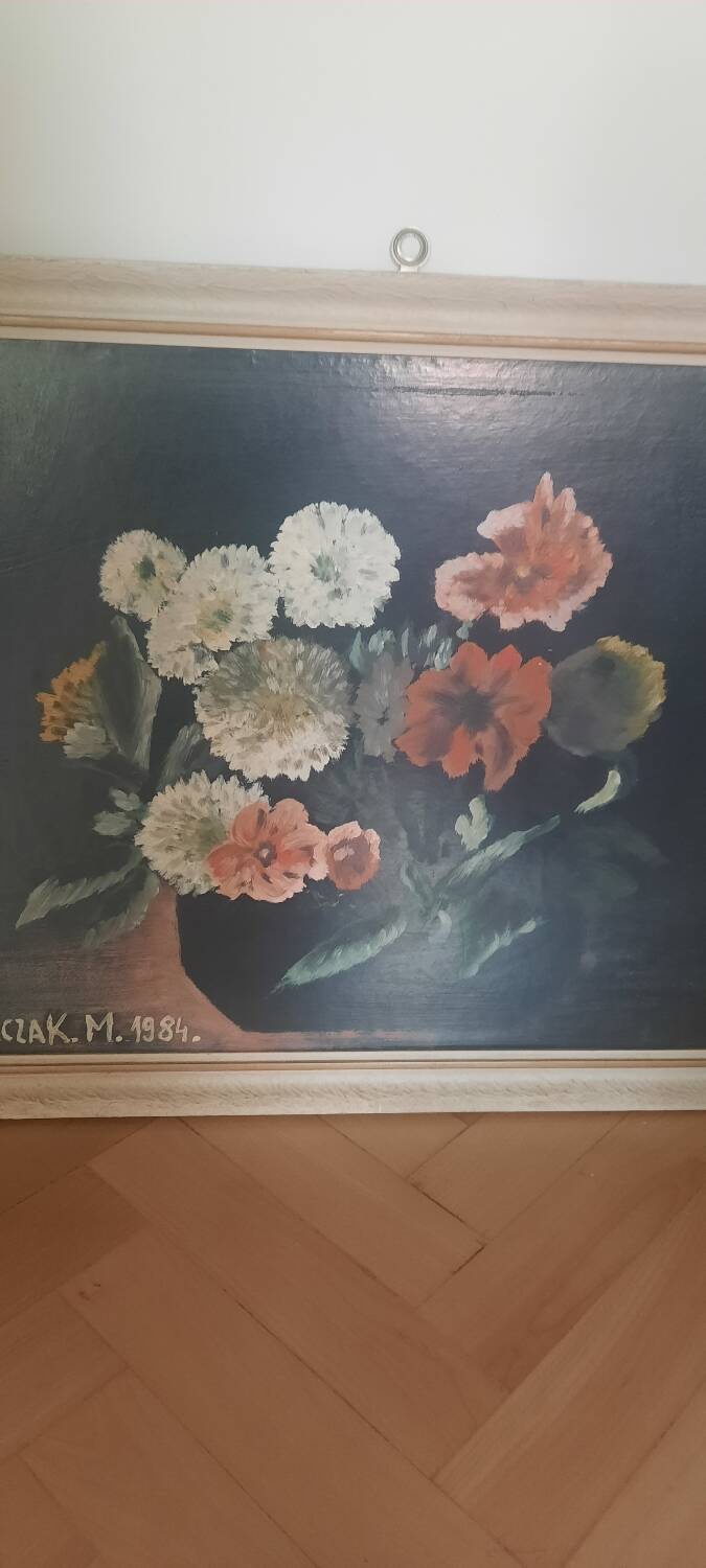 Painting bouquet of flowers
