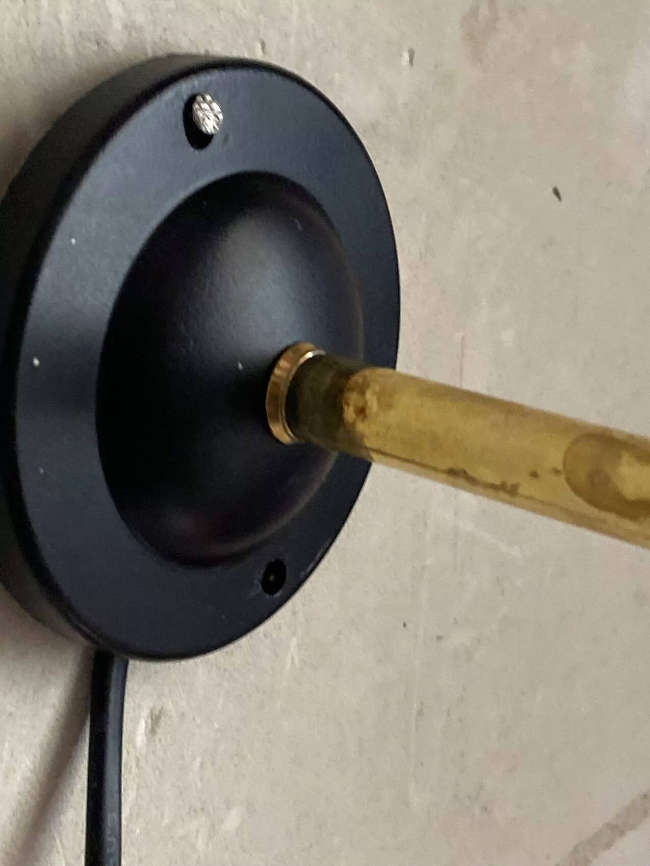 Vintage adjustable wall light – yellow metal and brass – 1960s
