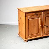 Petit buffet danois en pin des années 1980