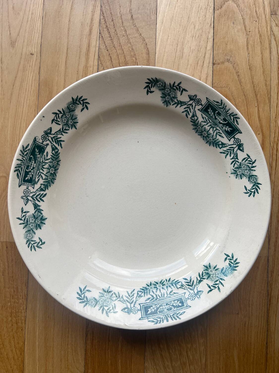 Terre de Fer soup plates