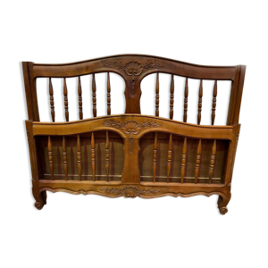Lit de style Louis XV - noyer massif