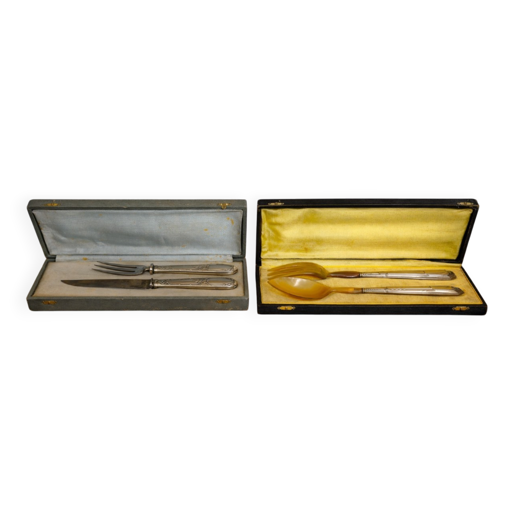 Art de la table : réunion de deux coffrets de couverts en argent fourré