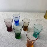 Set de six verres à liqueur colorés