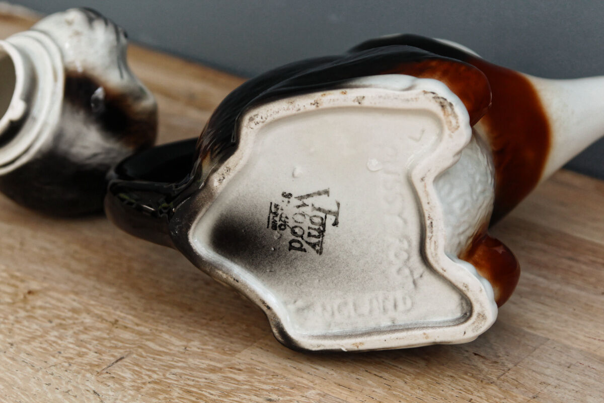 Tony wood english teapot, cat form