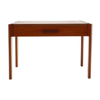 Commode danoise des années 1960 / table d’appoint