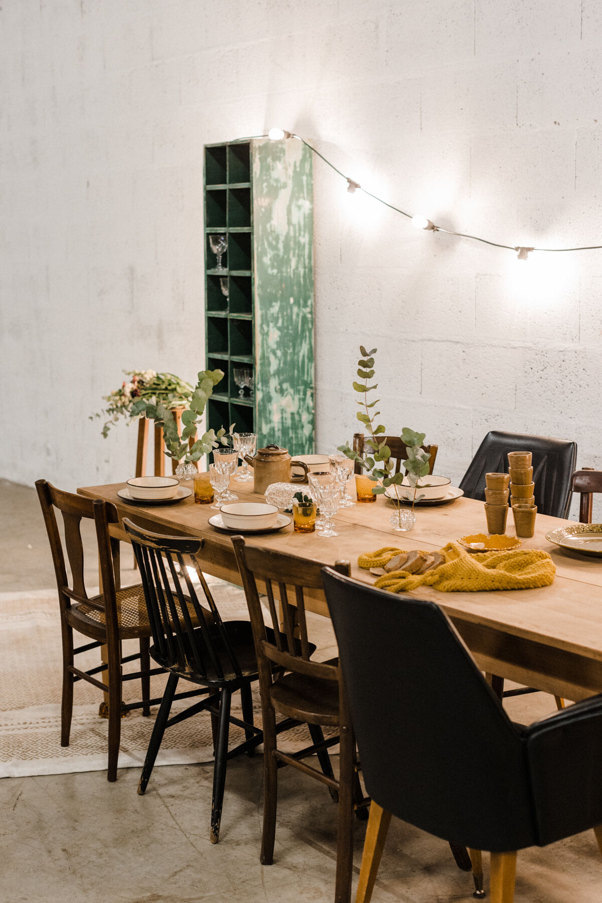 Armchairs / chairs in black skaï "emelinne"