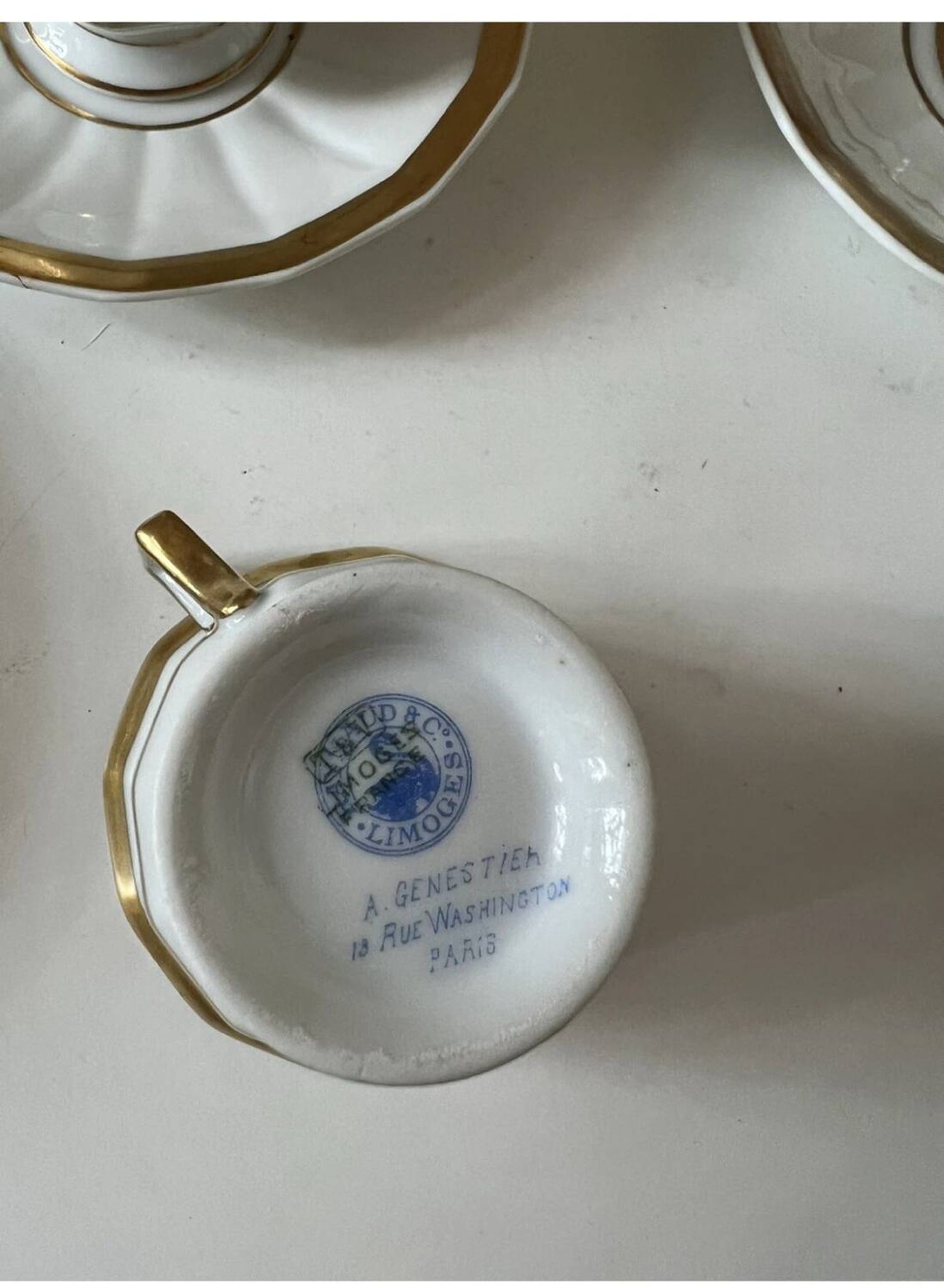 Service à café en porcelaine de Limoges Baynaud & cie